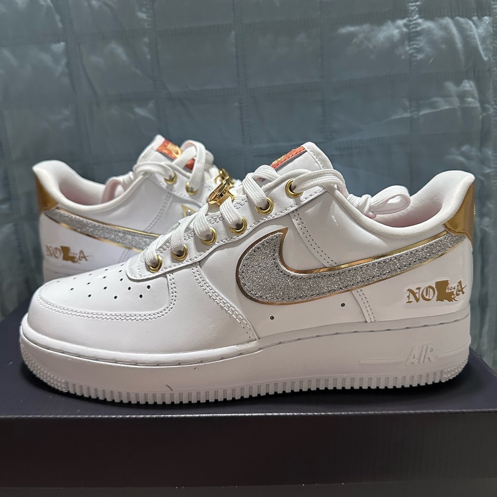 Nike Air Force 1 NOLA White with Gold and Silver Accents BRAND NEW IN BOX!